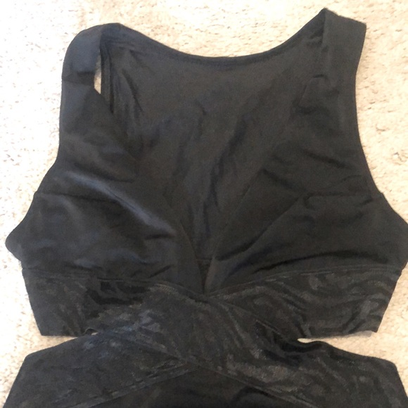 ⭐️H&M black cut out maillot swimwear - Picture 2 of 9